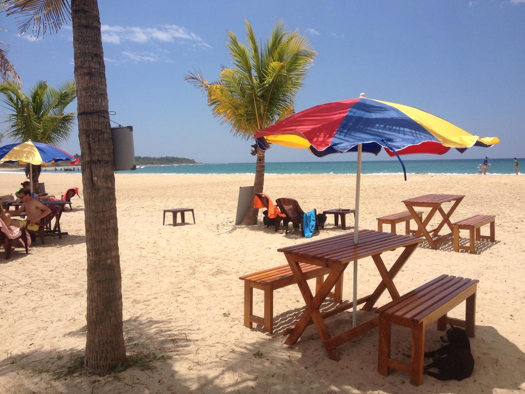 Aqua Marine Beach Resort Пасикуда Экстерьер фото