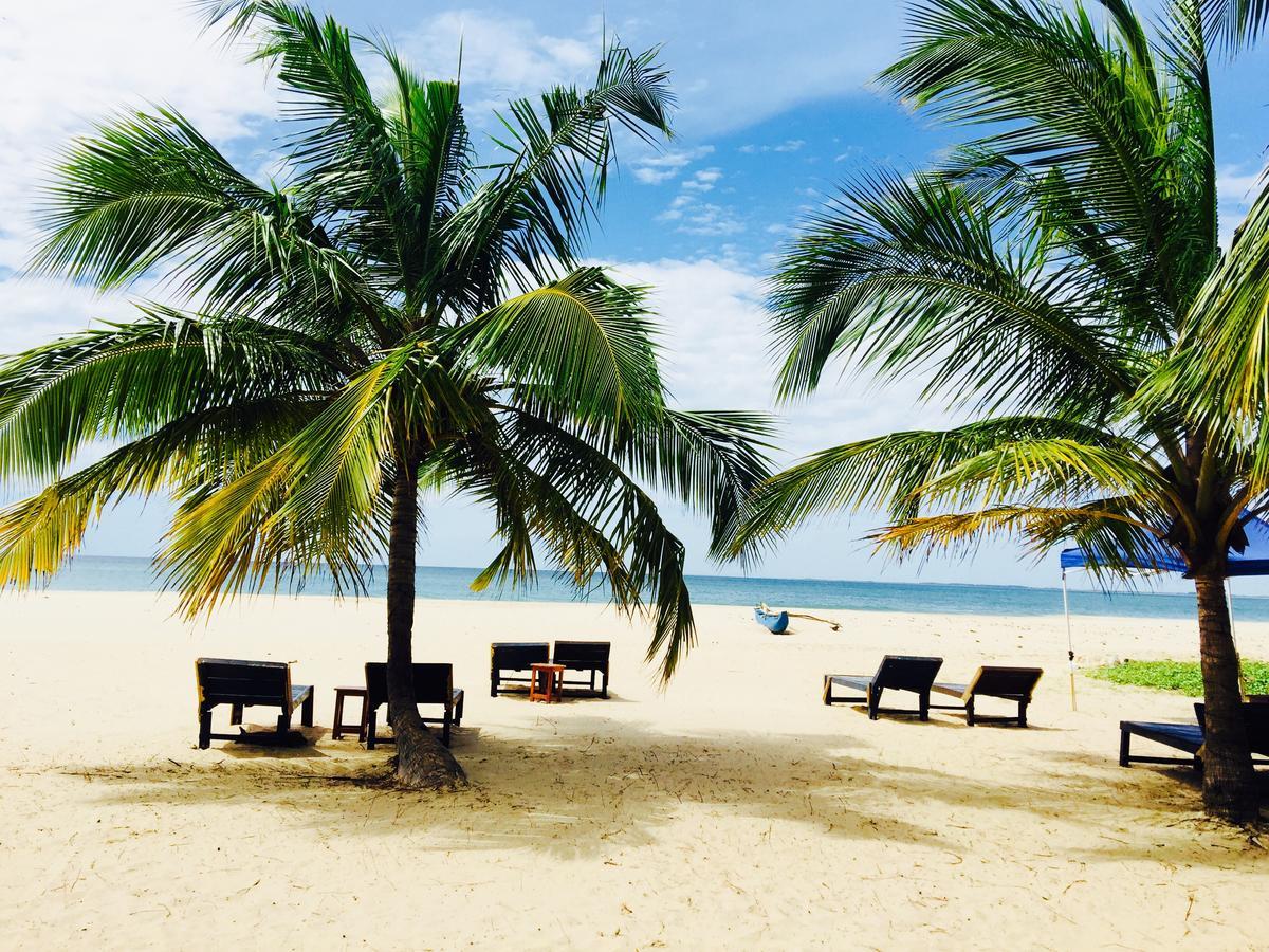Aqua Marine Beach Resort Пасикуда Экстерьер фото